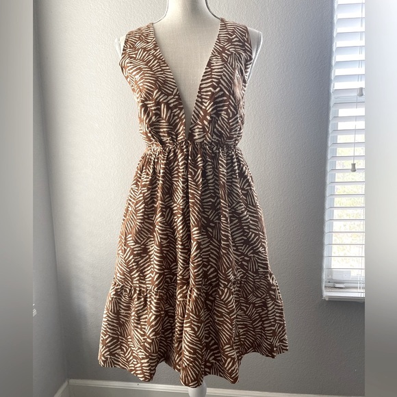 NWT House of Harlow Linen Dress Beachy Resortwear Halter Dress Size Medium - Picture 10 of 11